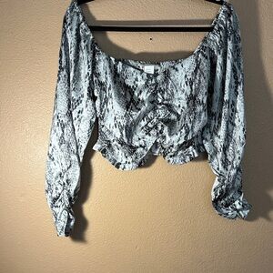 Chic Black and White Women's Blouse